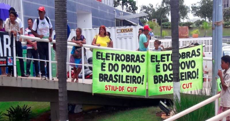 Sindicatos fazem mobilização nacional contra privatização da Eletrobras