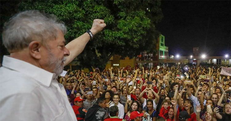 TSE deve decidir sobre candidatura do ex-presidente Lula