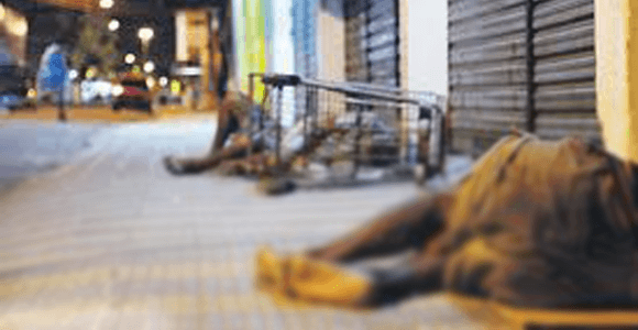 Levantamento aponta que mais de 1 mil pessoas vivem nas ruas