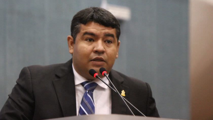 Amazonino nomeia vereador do PMN para ser secretário do Trabalho