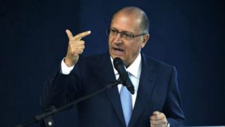 Alckmin deve esperar definição em SP para anunciar filiação