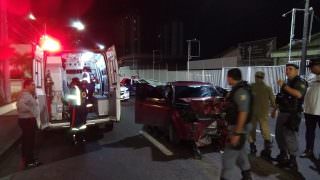 Acidente entre três carros na zona centro-sul deixa feridos