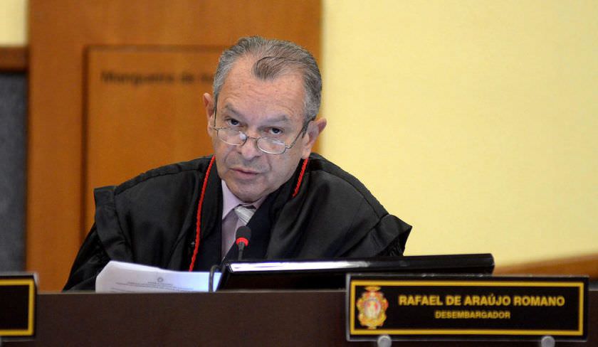 Justiça determina medida protetiva contra desembargador Rafael Romano