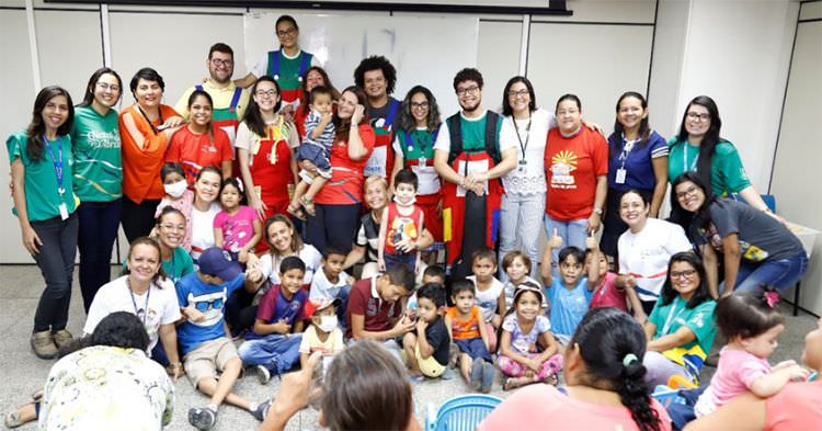 Crianças em tratamento contra o câncer têm dia de atividades recreativas