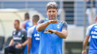 Flamengo aguarda final do Gauchão para negociar com Renato