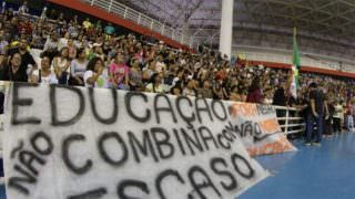Lei de reajuste salarial dos professores é publicada