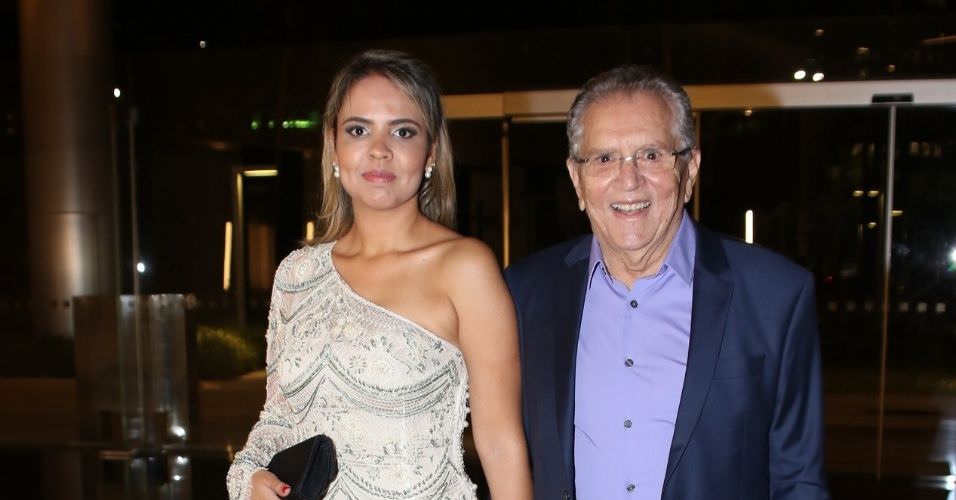 Ao 82 anos, Carlos Alberto de Nóbrega se casa pela terceira vez