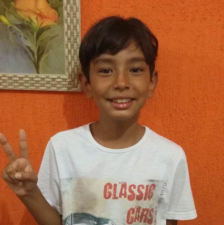 Menino de 12 anos se mata na escola após ser advertido pela professora