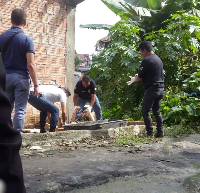 Corpo de homem é encontrado no Alfredo Nascimento