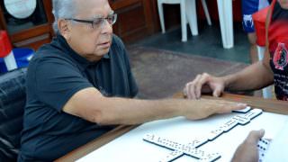Amazonino repassa R$ 749 mil para torneio de dominó, em Manaus