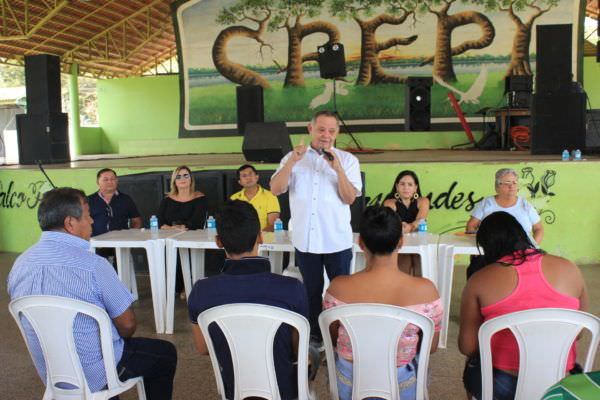 Para coletar demandas, deputado Gedeão visita municípios do AM