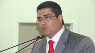 Ex-prefeito terá de devolver mais de R$ 5 milhões aos cofres públicos