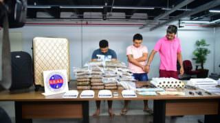 Polícia desmancha laboratório de drogas em condomínio de classe média