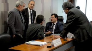Senado instala comissão para avaliar a migração de empresas brasileiras