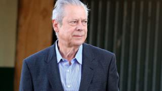 José Dirceu tem até 17h para se entregar à Polícia Federal