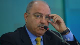 Ministro debocha sobre pedidos de intervenção militar