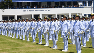 Marinha retifica edital e inscrições da Escola Naval têm nova data