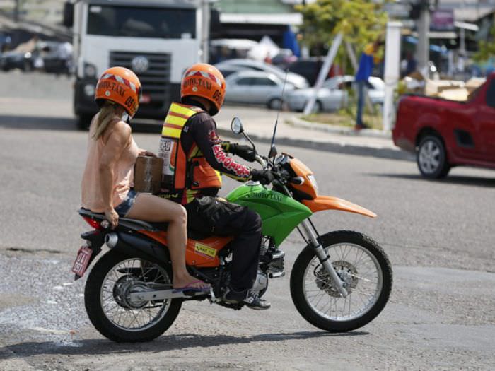 Semsa repudia fala de servidora que discrimina motoqueiros em Manaus