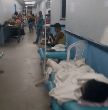 Pacientes denunciam descaso no Hospital Platão Araújo, na Zona Leste