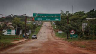 Brasileiros assaltam quartel da polícia boliviana na fronteira com o Acre