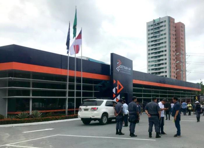 Detran-AM alerta população sobre golpe da baixa de multas em CNH