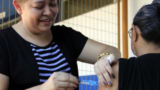 Vacinação contra sarampo e influenza terão mais de 100 pontos neste sábado