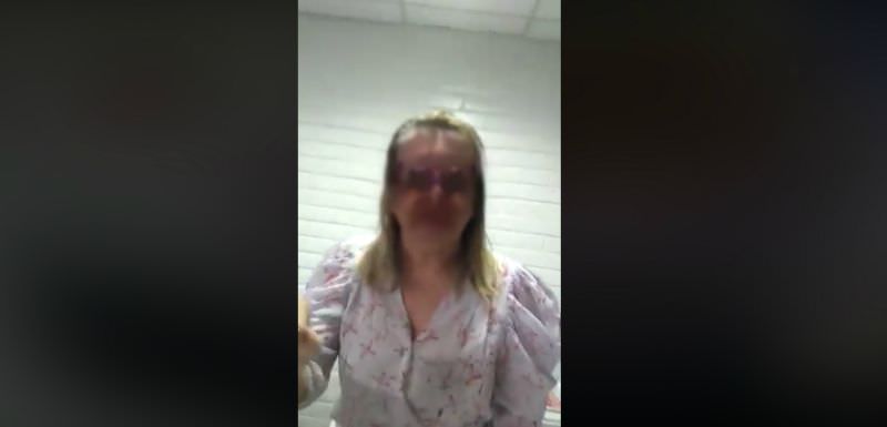 Médica chama pacientes de "favelados" em clínica; veja vídeo