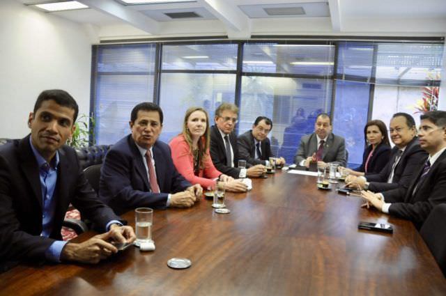 Senador Eduardo Braga alerta para novos riscos ao modelo Zona Franca de Manaus