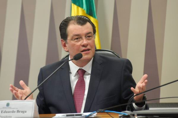 Braga mobiliza senadores do AM contra decreto prejudicial à Zona Franca 