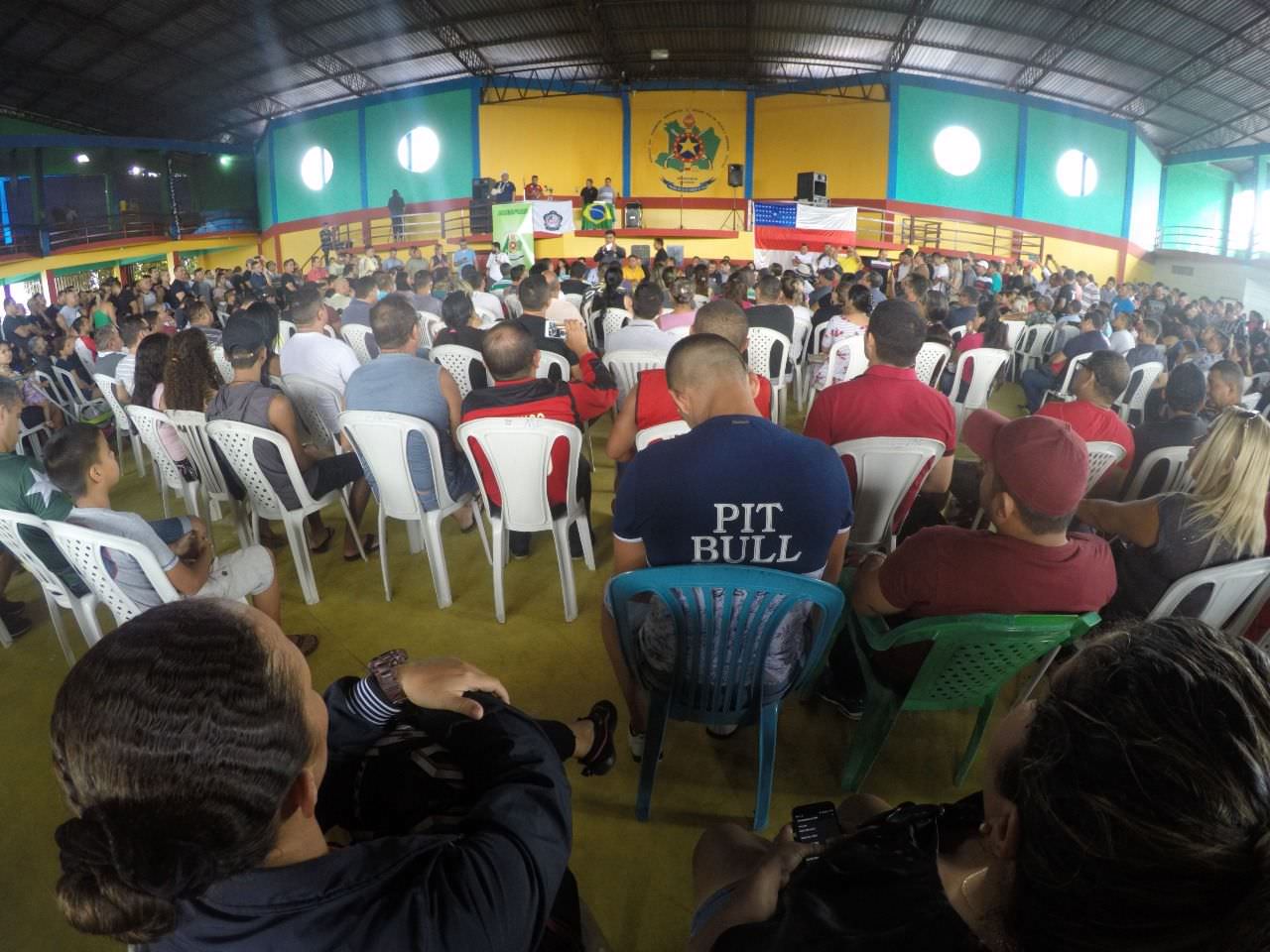 PM’s ameaçam greve caso Amazonino não conceda reajuste