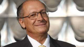 Nova Constituição não tem sentido e é perda de tempo, diz Alckmin
