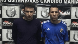 Dupla rouba carro e faz motorista refém na Avenida das Torres