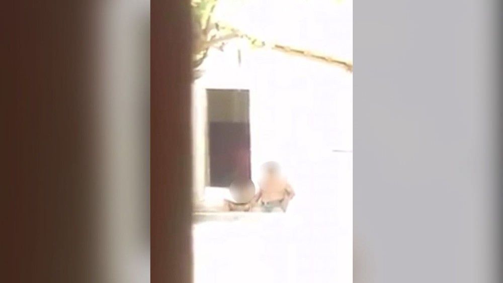 Avô é detido após ser flagrado em vídeo abusando da neta de 7 anos