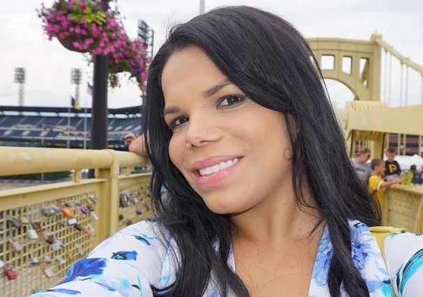 Day McCarthy apanha e é vaiada no show da Anitta em Londres; veja vídeo
