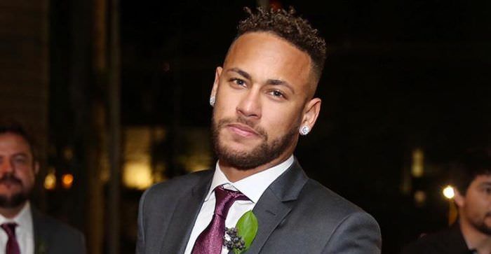 Neymar compra helicóptero de 12,5 milhões de dólares
