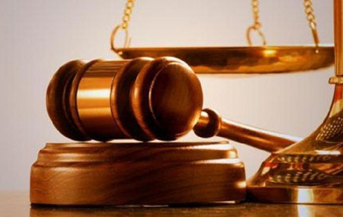 Adolescente estuprada pelo irmão é presa por abortar