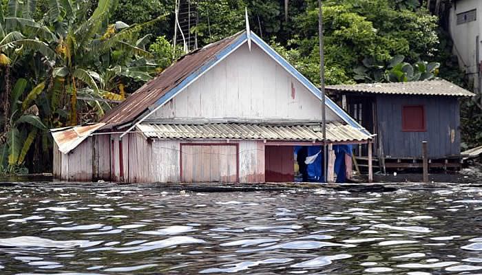 Cheia do Rio Juruá afeta mais de 12 mil pessoas em Eirunepé