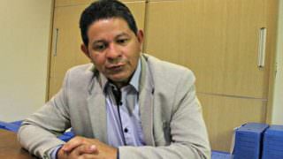 Ex-secretário da Seduc é denunciado por propaganda antecipada