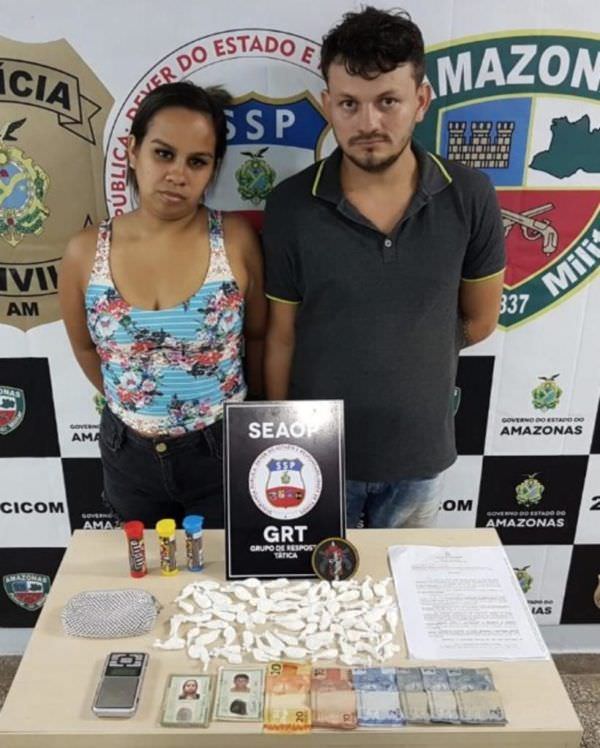 Casal é preso com drogas escondidas em embalagens de chocolate