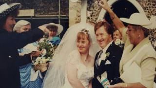 Casal com Síndrome de Down comemora 23 anos de casados