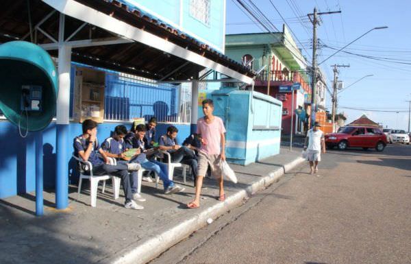 Homem é assassinado no bairro do Educandos enquanto tomava café