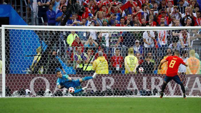 Rússia vence a Espanha nos pênaltis e vai às quartas de final da Copa