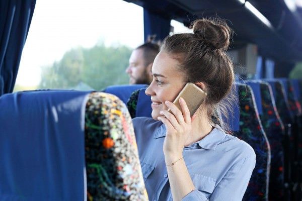 Jovens entre 15 e 29 anos podem viajar de graça pelo Brasil; saiba como