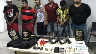 Membros do Comando Vermelho são presos após tiroteio em Manaus