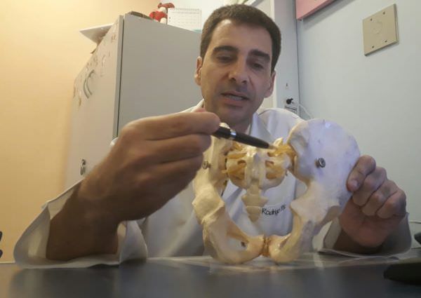 FCecon realiza cirurgia para o tratamento de câncer ósseo raro