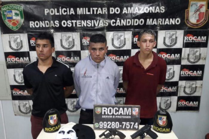 Trio é preso suspeito de assaltar supermercado no Santo Antônio