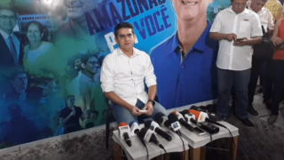 David Almeida afirma que notícia veiculada em jornal busca denegrir sua imagem
