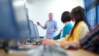 Inscrições para 166 vagas em cursos e oficinas começam nesta quarta