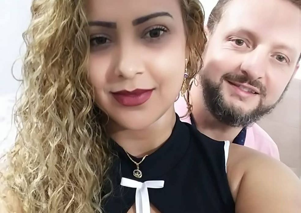 Grávida de 3 meses é encontrada morta enrolada em cobertor dentro de carro