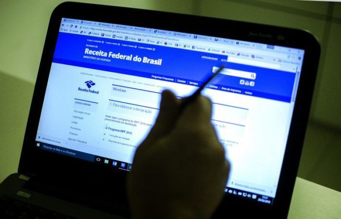 Receita notificará 22 mil empresas por inconsistências em pagamentos